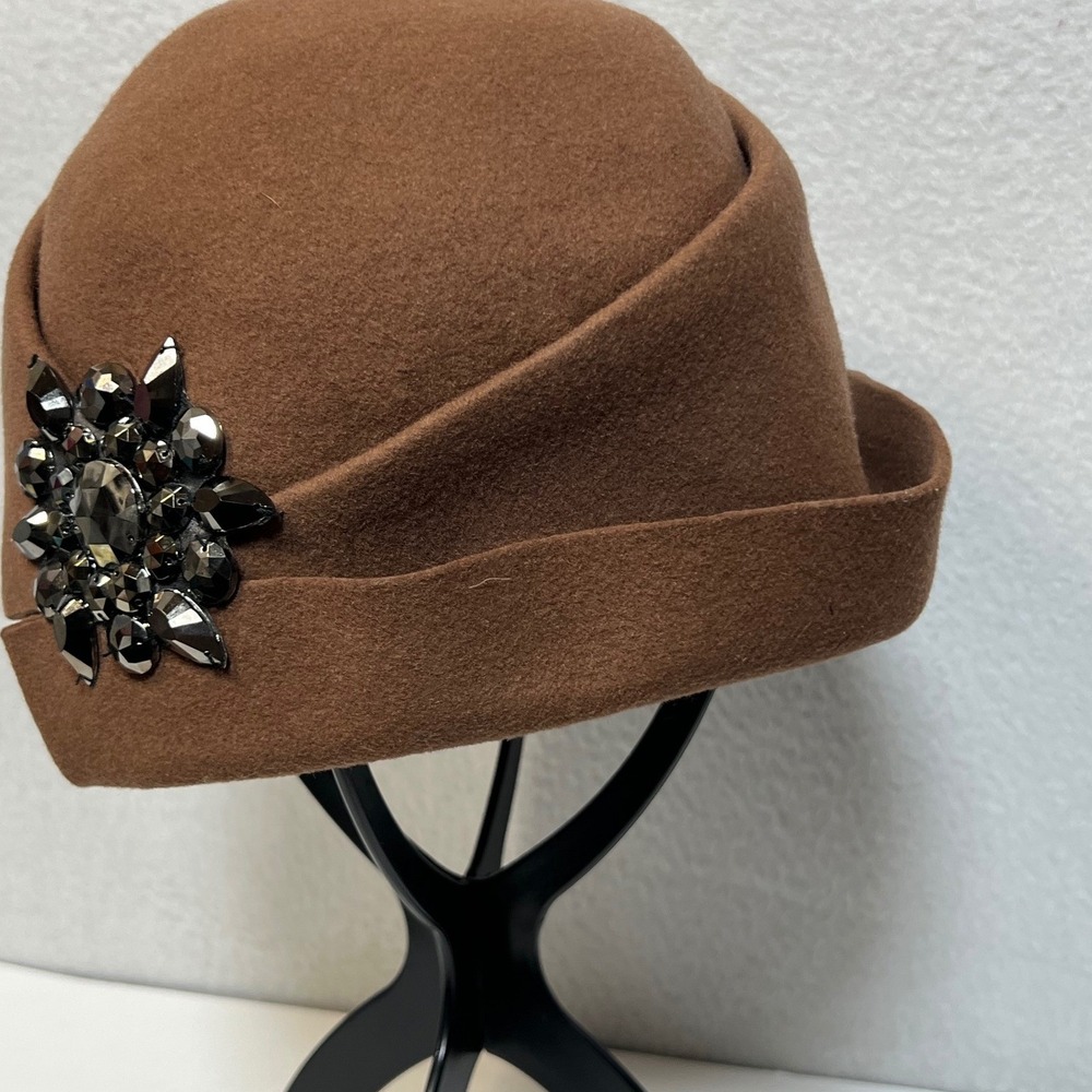 Flu's Ear Italy Brown 100% Wool Felt Cloche Hat Crystal Starburst Brooch Accent - Picture 2 of 8